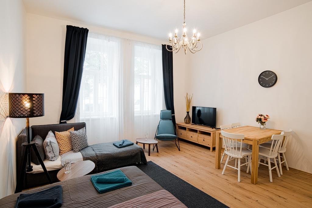 Apartment Gesse Brezinova Praga Exterior foto